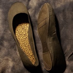 Black Flats!